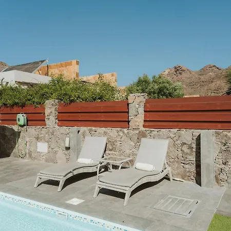 Helene Tauro, Heated Pool, Wi-fi, Bbq