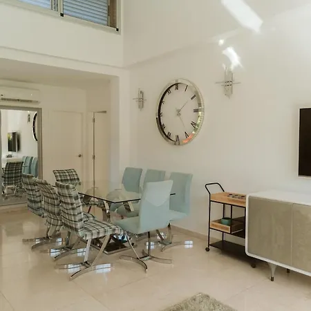 Helene Tauro, Heated Pool, Wi-fi, Bbq Villa