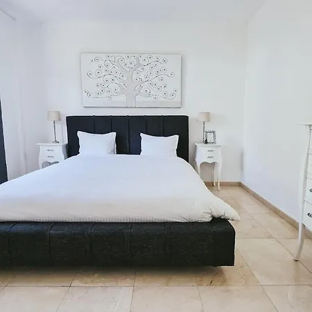 Helene Tauro, Heated Pool, Wi-fi, Bbq Villa